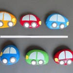 Manualidades niños pintar piedras coches